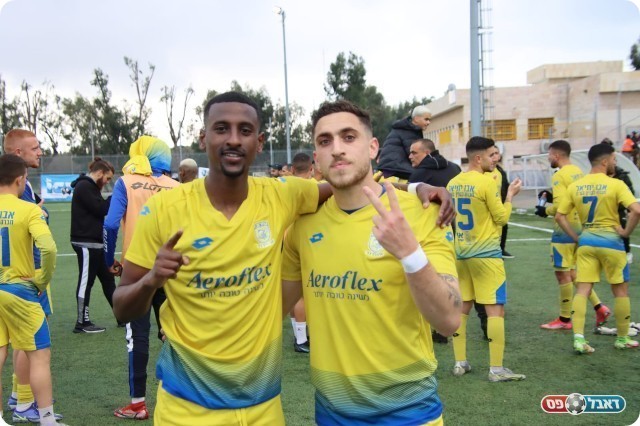 הכובשים לאשדוד (בן מלניק)